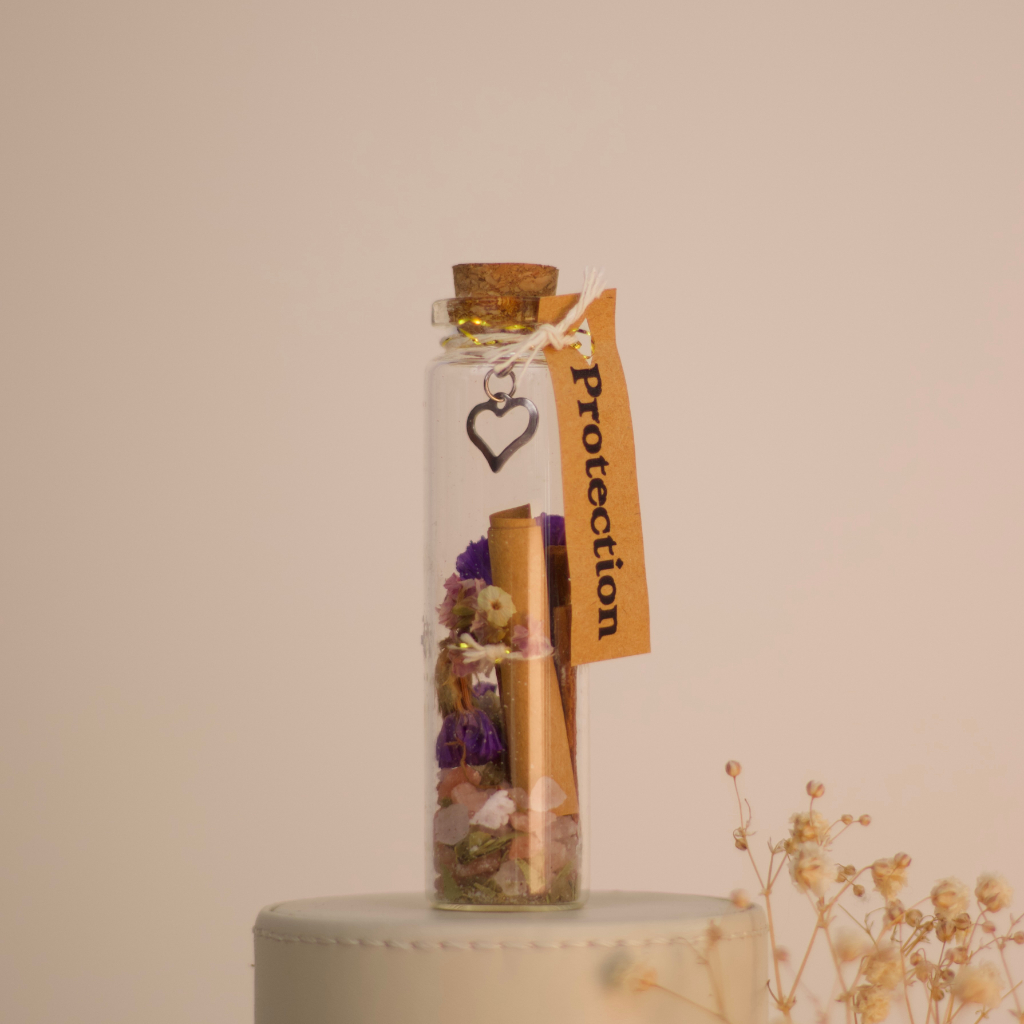 Atelier “Création d'une fiole d'intention” – samedi 13 juin au salon “Les Journées d’Harmonie Féminine” au Château Saint-Julien d’Aille à Vidauban.